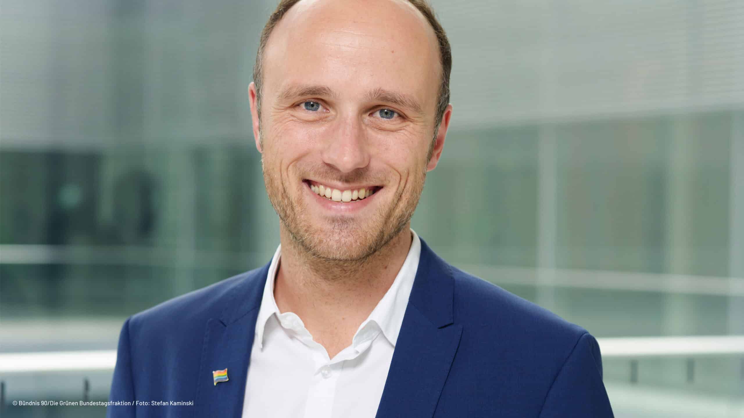 Queer-Beauftragter der Bundesregierung: „Bei Aufrufen zu Gewalt zeige ich klare Kante!“