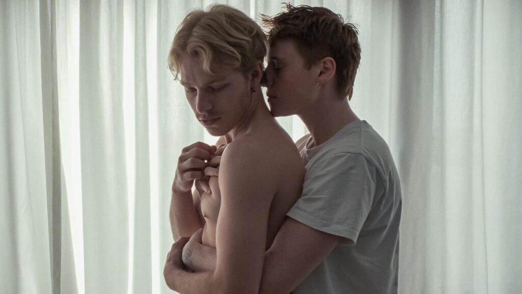 Gay Sauna: Liebe und Identität im Film „Sauna“
